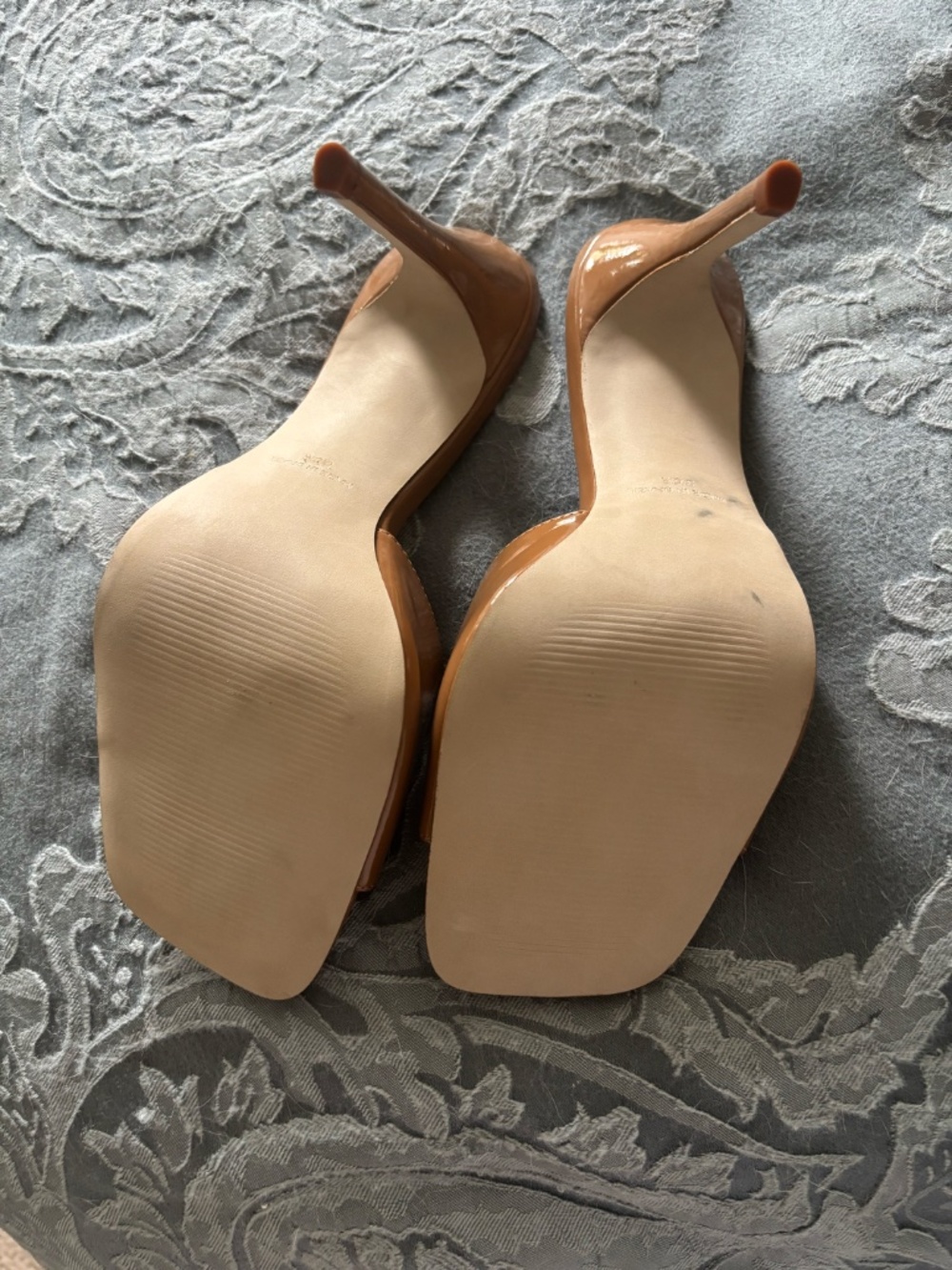 Steve Madden Nude Patent Mule Heels Size 8 - Picture 3 of 3